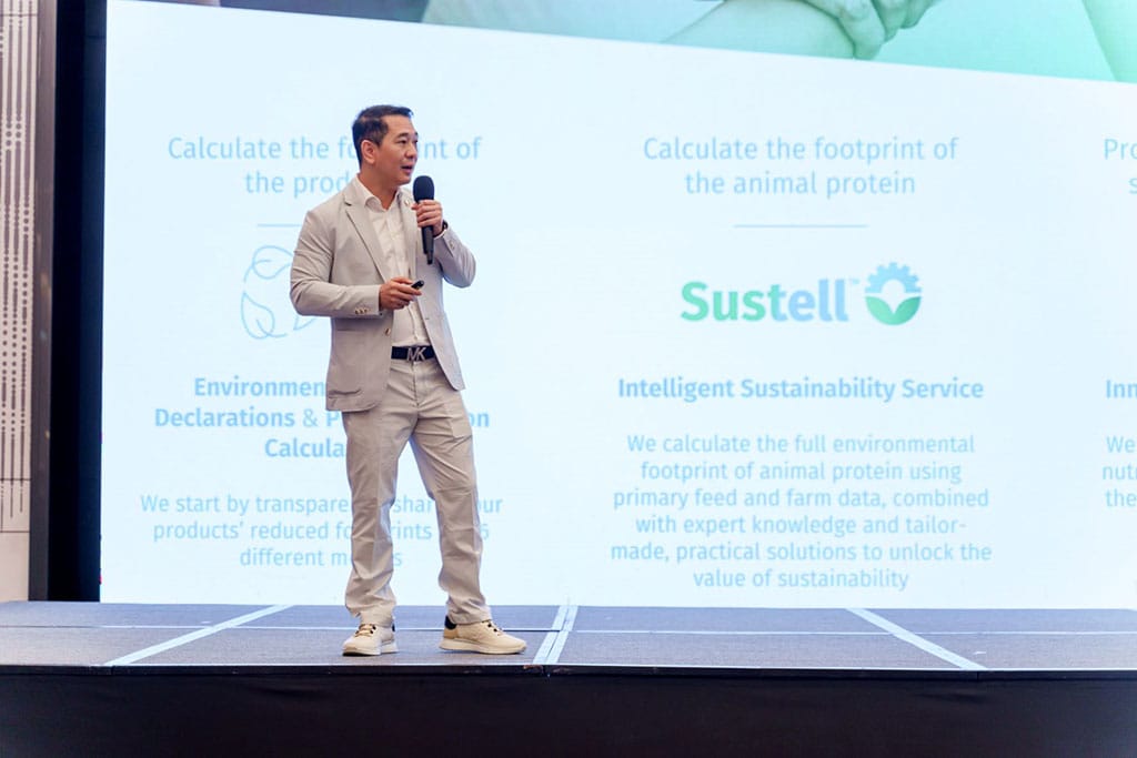 Mongkol Kaewsutas presenting Sustell™ at the Forum on Sustainability in Agriculture, January 2023
