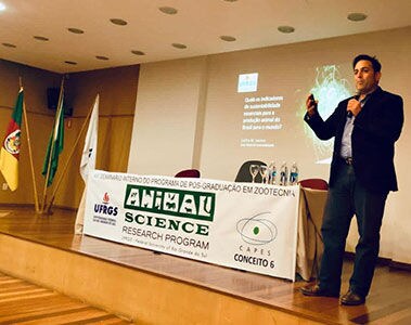 UFRGS’ Agricultural Sciences Department hosted a Presentation on Sustainability in Animal Protein Production