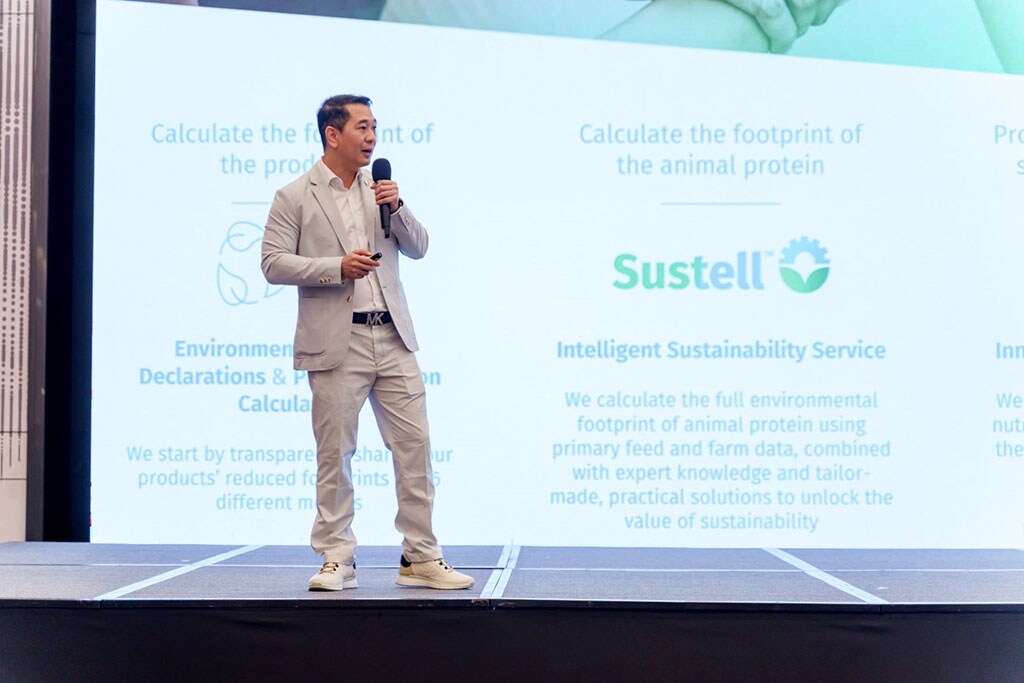 Mongkol Kaewsutas presenting Sustell™ at the Forum on Sustainability in Agriculture, January 2023